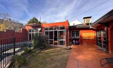 Venta Casa 3 ambientes. Piscina. Parrilla. Cochera