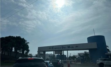 TERRENO EN VENTA EN URBANIZACIÓN CIUDAD DEL MAR, MANTA