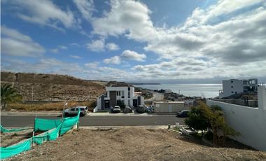 TERRENO EN VENTA EN URBANIZACIÓN CIUDAD DEL MAR, MANTA