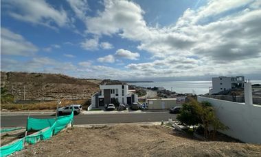 TERRENO EN VENTA EN URBANIZACIÓN CIUDAD DEL MAR, MANTA