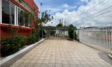 VENTA DE CASA, LOMA ALEGRE , ALTOS DEL GOLF (17)