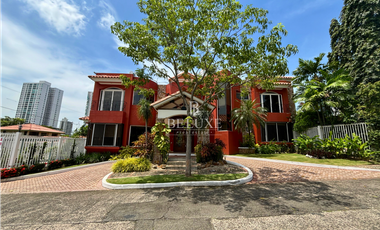 VENTA DE CASA, LOMA ALEGRE , ALTOS DEL GOLF (17)