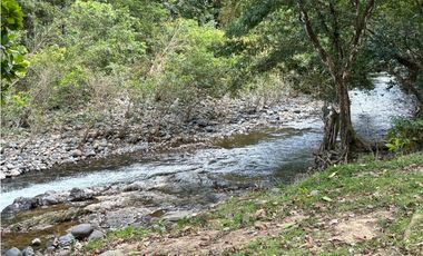 TERRENO / LOS NANCES  LA PRADERA DE UTIVE / CON CABAÑA / 1600 M2