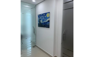 PUNTA PAITILLA / HOSPITAL THE PANAMA CLINIC / CONSULTORIO / 33 M2