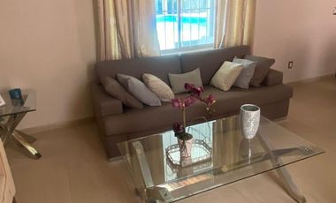 Casa en Venta con Alberca en Col. Jardín 20 de Noviembre, Madero Tamaulipas.