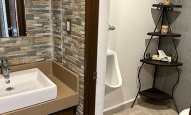 Casa en Venta con Alberca en Col. Jardín 20 de Noviembre, Madero Tamaulipas.