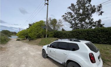 terreno frente al rio quequen