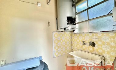 CHALET EN PH INTERNO, 3 AMBIENTES PERFECTO ESTADO CON AMPLIO PATIO Y  FONDO VERDE