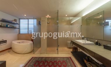 Casa con reconocimiento arquitectónico en venta en Valle Real