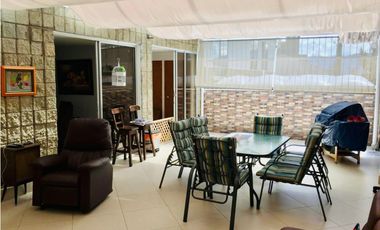 CASA EN  VENTA EN ALTOS DEL POBLADO CERCA A LA UNIVERSIDAD CES