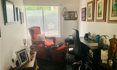 CASA EN  VENTA EN ALTOS DEL POBLADO CERCA A LA UNIVERSIDAD CES