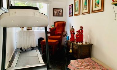 CASA EN  VENTA EN ALTOS DEL POBLADO CERCA A LA UNIVERSIDAD CES