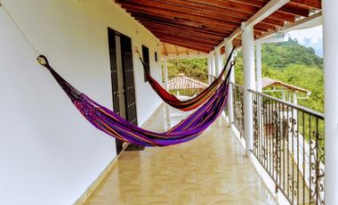 APARTA ESTUDIO EN SAN SEBASTIAN DE PALMITAS