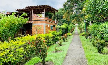 CASA CAMPESTRE EN SAN JERONIMO UNIDAD CERRADA
