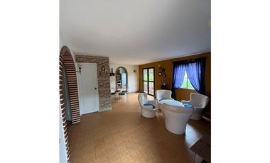 CABAÑA EN SAN JERONIMO