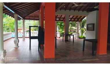 CABAÑA EN SAN JERONIMO
