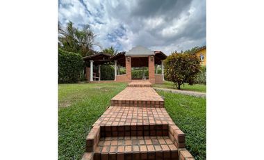 CABAÑA EN SAN JERONIMO
