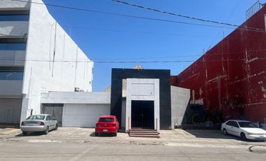 se renta bodega en la costerita renta