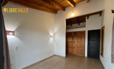RENTA CASA EN ACATITLÁN, VALLE DE BRAVO-CASA DESÉRTICA