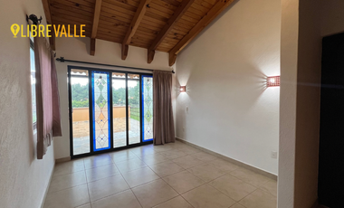 RENTA CASA EN ACATITLÁN, VALLE DE BRAVO-CASA DESÉRTICA