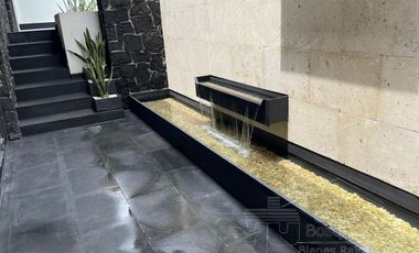 Casa en Venta en Lomas de las Palmas Huixquilucan  Estado de México