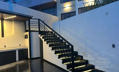 Casa en Venta en Lomas de las Palmas Huixquilucan  Estado de México
