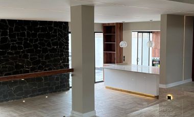 Casa en Venta en Lomas de las Palmas Huixquilucan  Estado de México