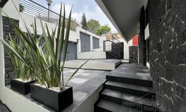 Casa en Venta en Lomas de las Palmas Huixquilucan  Estado de México