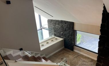 Casa en Venta en Lomas de las Palmas Huixquilucan  Estado de México