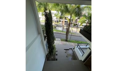 Casa para La Venta en Poblado Palmas
