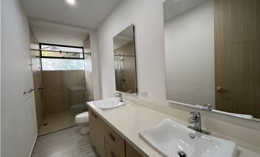 Casa para La Venta en Poblado Palmas