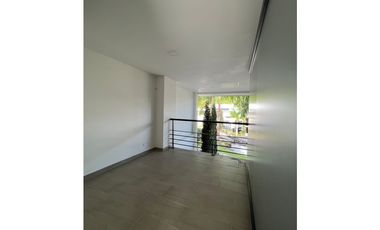 Casa para La Venta en Poblado Palmas