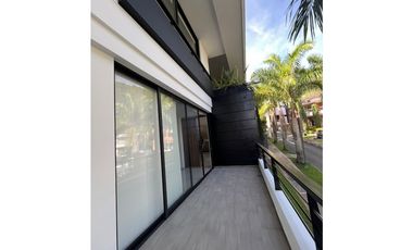 Casa para La Venta en Poblado Palmas