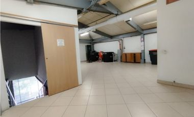 EDIFICIO EN ARRIENDO SECTOR LAURELES