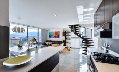 Apartamento Duplex Amoblado en Alquiler en Poblado sector Lalinde