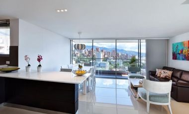 Apartamento Duplex Amoblado en Alquiler en Poblado sector Lalinde