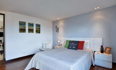 Apartamento Duplex Amoblado en Alquiler en Poblado sector Lalinde