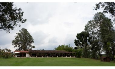 Finca para Renta Amoblada en Rionegro Sector Sajonia