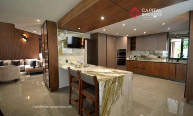 Casa de Lujo en Venta en Valle Real