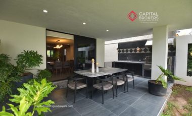 Casa de Lujo en Venta en Valle Real