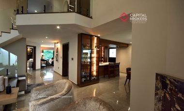 Casa de Lujo en Venta en Valle Real