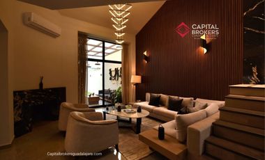 Casa de Lujo en Venta en Valle Real
