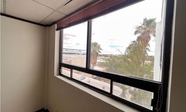 Oficina corporativa  55m2 en renta Edificio Triunfo