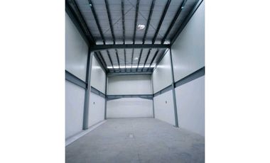 OFIBODEGAS EN PANAM VIEJO BUSINESS CENTER  230M2