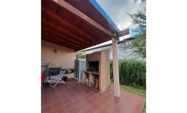 IMPERDIBLE CASA EN BARRIO CERRADO LOMAS DEL REY