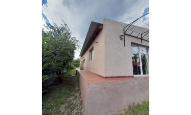 IMPERDIBLE CASA EN BARRIO CERRADO LOMAS DEL REY