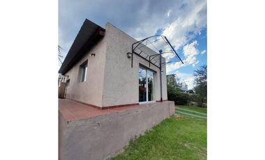 IMPERDIBLE CASA EN BARRIO CERRADO LOMAS DEL REY