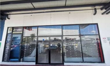 SE ALQUILA LOCAL EN LOS PUEBLOS