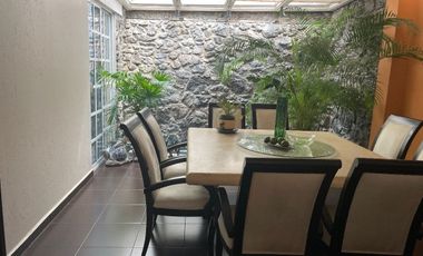 Casa en condominio con alberca en Tepepan