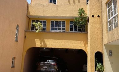 Casa en condominio con alberca en Tepepan